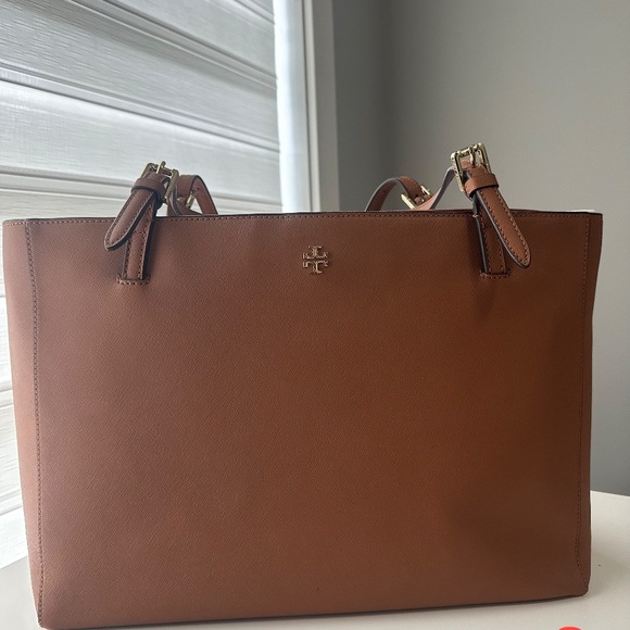 Bags and Wallets for Sale - Picture 6 of 14